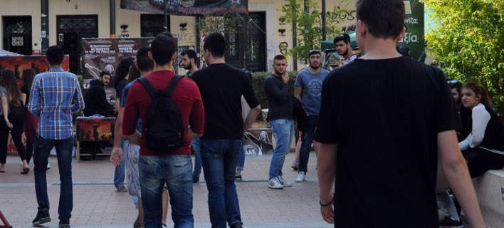 Φοιτητές προπηλάκισαν την πρύτανη του Πανεπιστημίου Πατρών